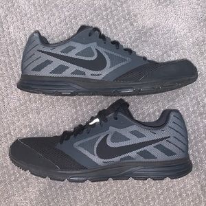 Nike Zoom Fly running shoes 11.5